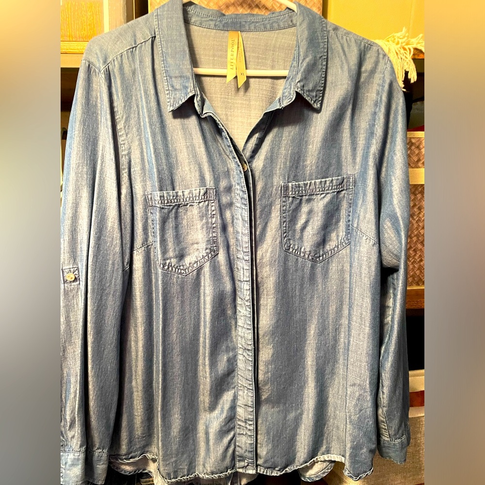 Liverpool Chambray button up shirt